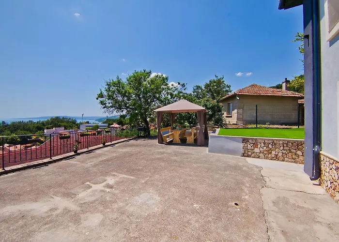 Stefan アパート バルチク